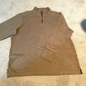 New Men’s Eddie Bauer quarter zip!